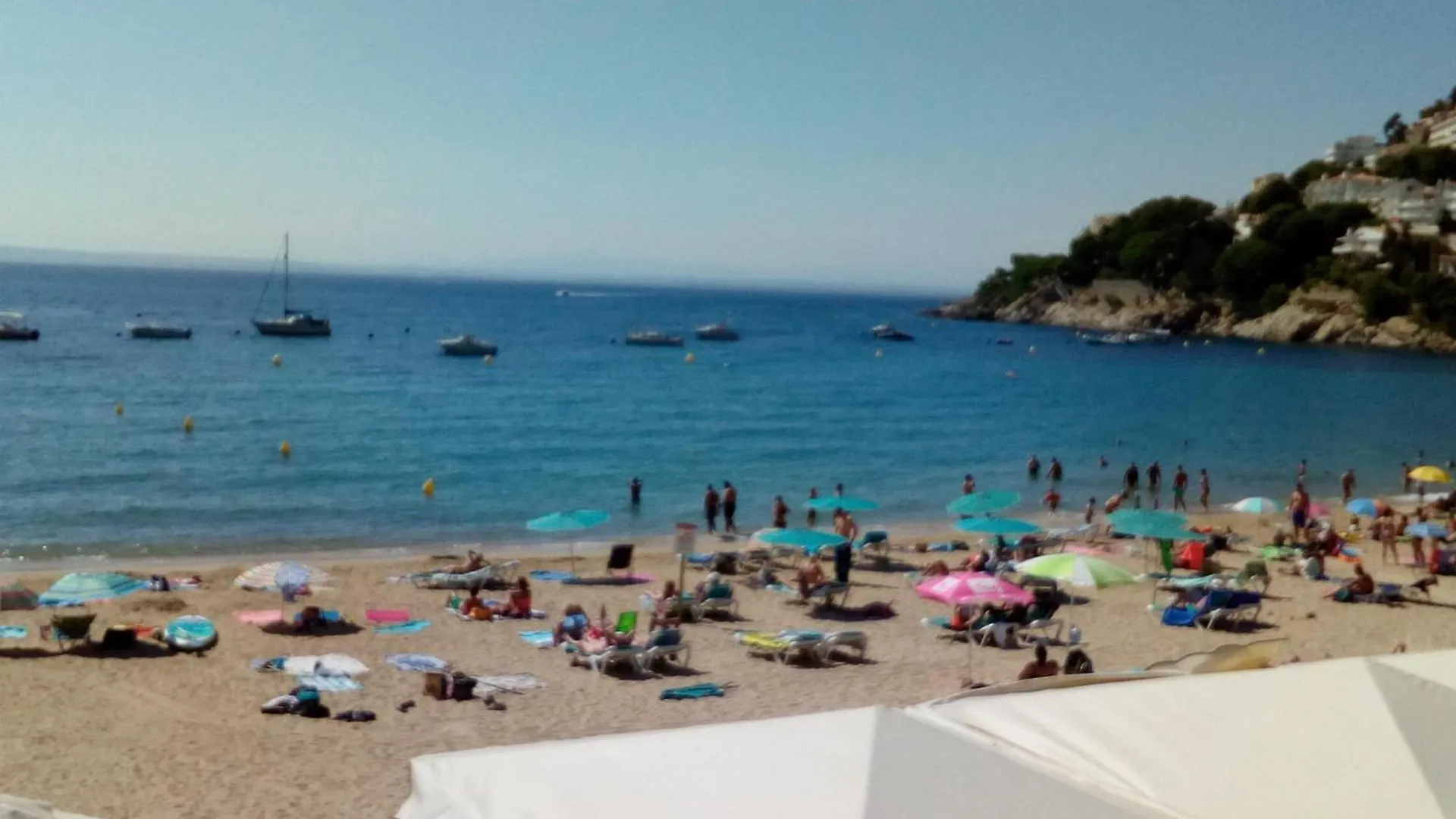 Lägenhet 3385 Alarona B B4, Vistas Inmillorables A La Cala Playa De Canyelles. Para Relarse Y Disfrutar De La Brisa Del Mar. - Es-258-143 Rosas